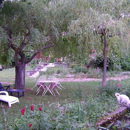 Le Genevray Bed & Breakfast La Mure  Exterior photo