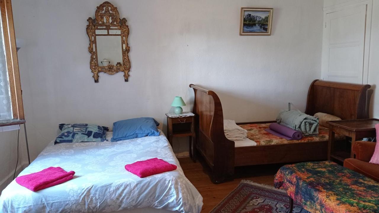 Le Genevray Bed & Breakfast La Mure  Exterior photo